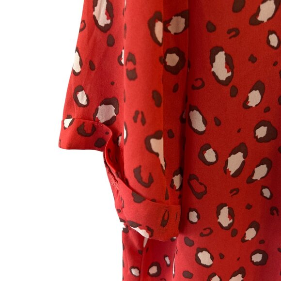 W5 Leopard Print Blouse Red Short Sleeve Button Front Twist Hem Size Large - Picture 7 of 8
